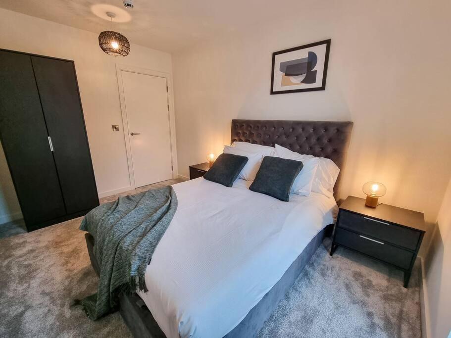 Stunning 4-Bedroom Townhouse With Free Parking Manchester Exterior photo